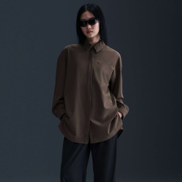 NWT NIKE $130 PerfectStretch Women's Dri-FIT Oversized Long-Sleeve Top Brown M - Picture 2 of 9